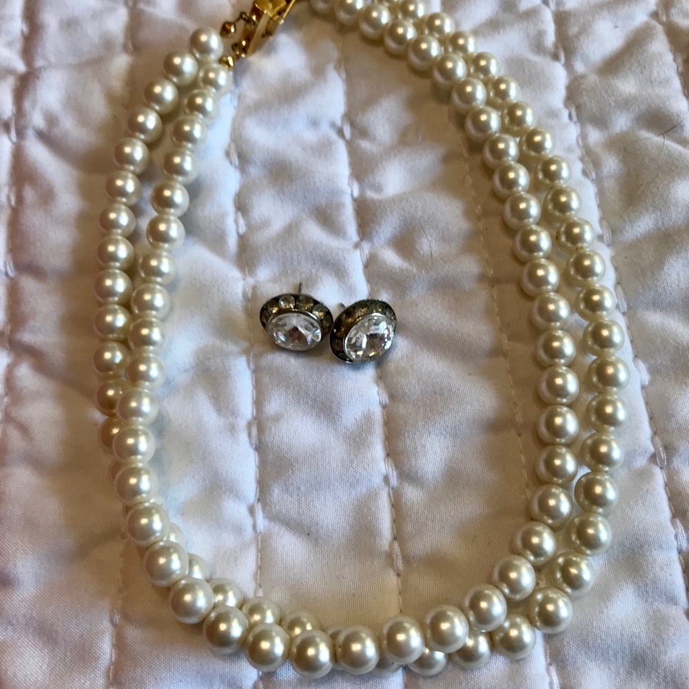 Faux Pearl Double Stranded Choker